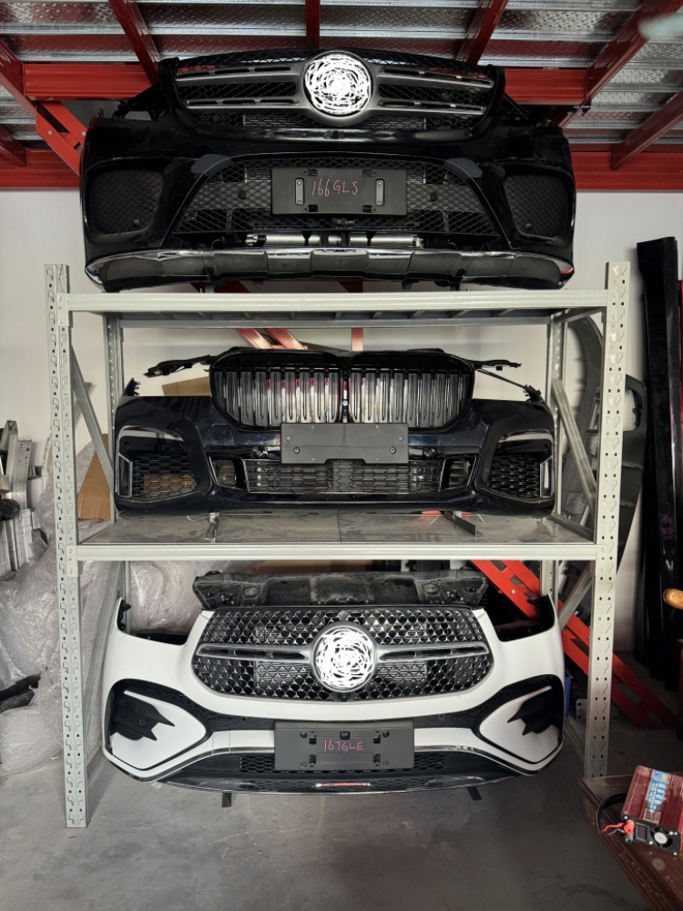 Quality W207 E300 E350 E450 Front High Configuration LED matrix Headlights Double Eye Lens Assist Steering for Mercedes-Benz