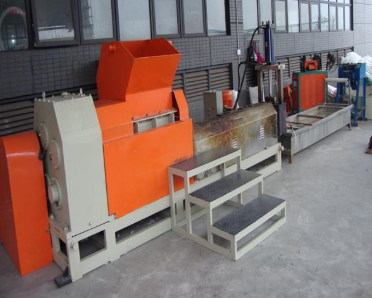 Single Screw EPE Foam Machine Film / Board Recycling Pelletizer Machinery With Expandable Output