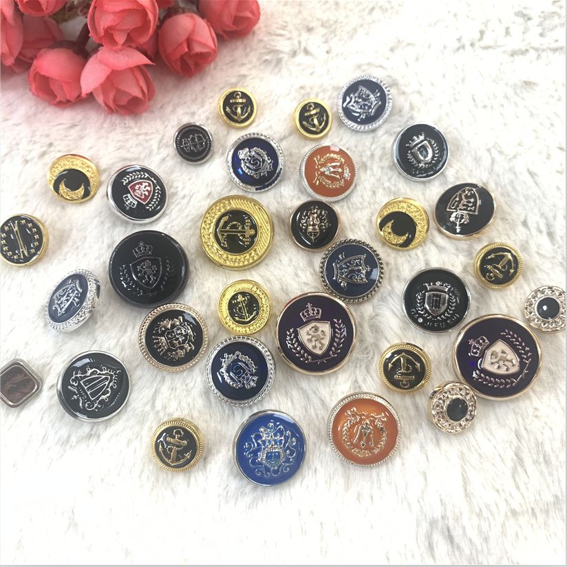 wholesale large quantity plastic shirt coat button shine stone button for garment