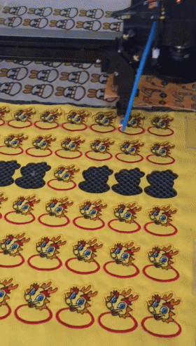 High Efficiency Ccd Camera Laser Cutting Machine For Printed Fabric Logo Woven Label