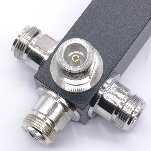 5000-6000MHz 2/3/4 Way Low Power Wilkinson Power Splitter 41f