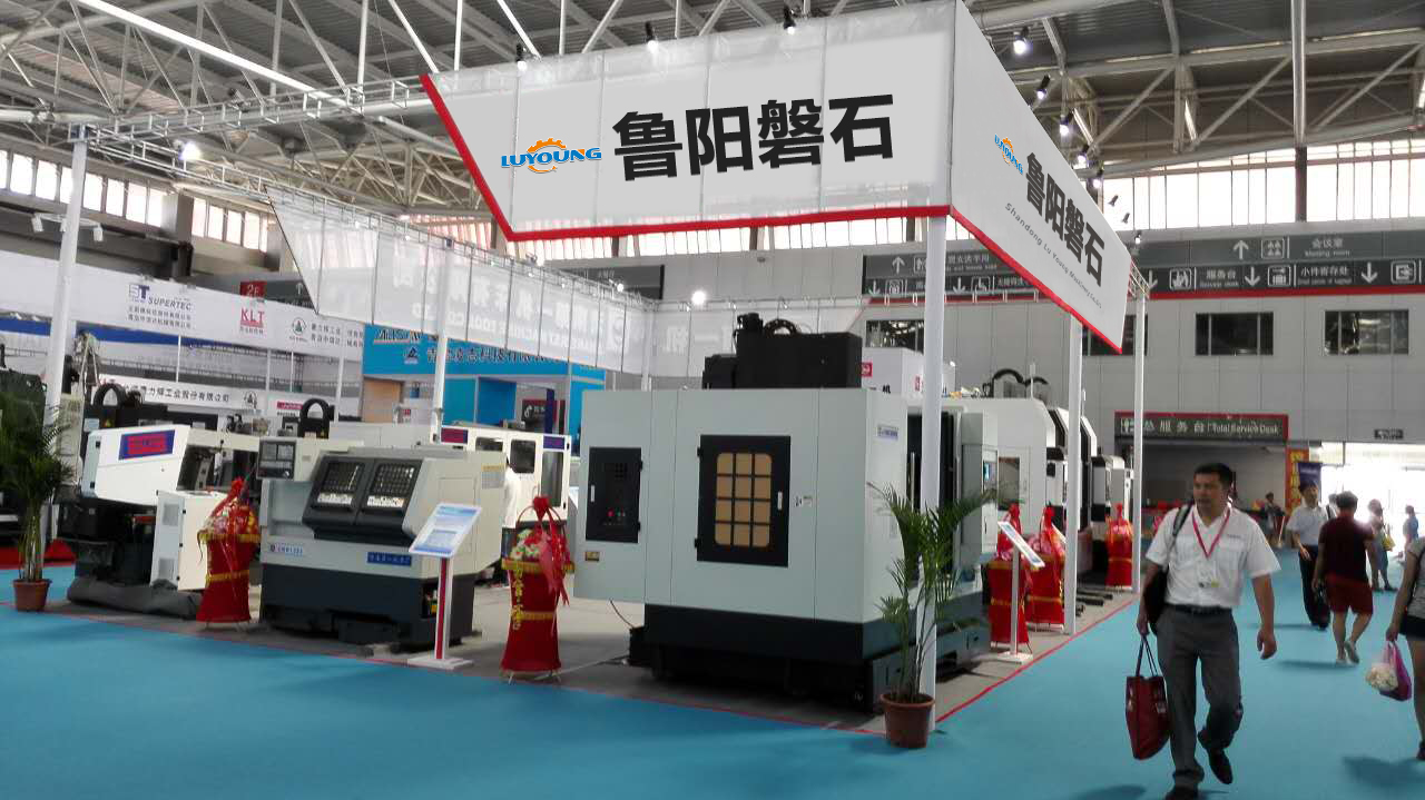 Versatile VMC1370 CNC Four-Axis Vertical Machining Center for Various Applications