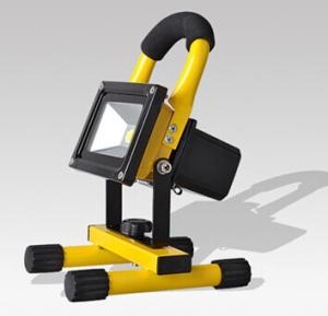 China 2015 hot selling Portable IP65 rechargeable led floodlight 10W emergency led flood light on sale