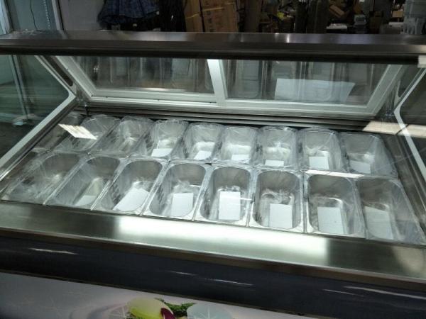 Quality Efficient Supermarket Ice Cream Display Fridge Temperature -22°C~-18°C for sale