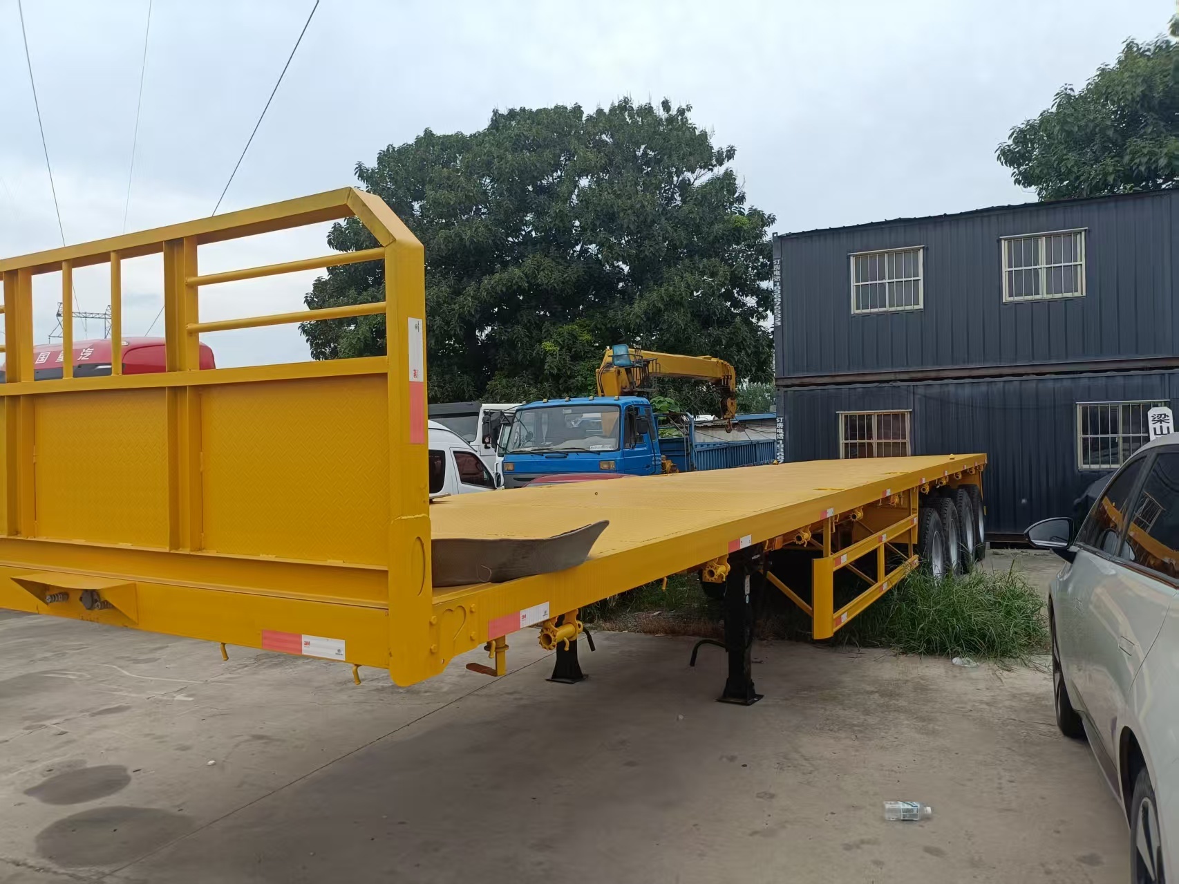 40T Loading Capacity New Flat Bed Semi Trailers 13m Made in China