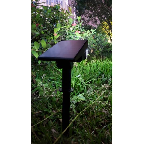 IP67 7000K LED Solar Landscape Spotlights
