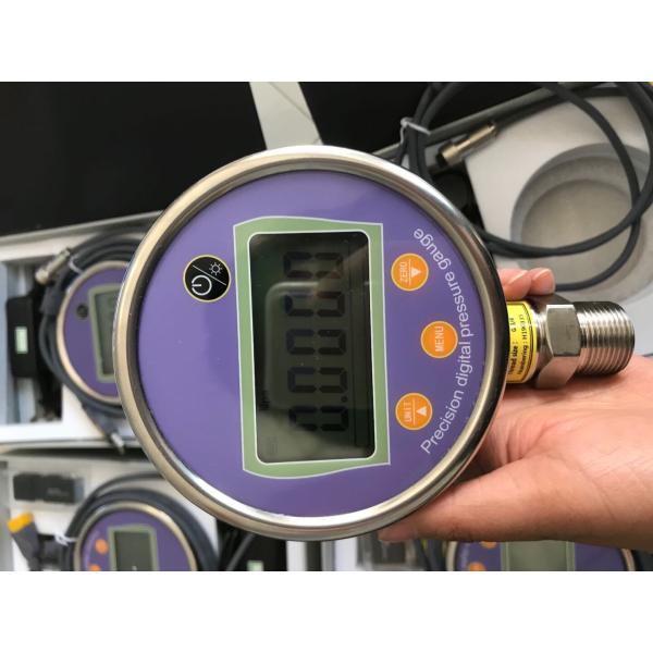 Oil / Water / Air Precision Digital Pressure Gauge Battery Powered With Data Logger