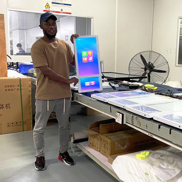 High Brightness LCD Display Elevator Super Slim Supermarket Advertising Display