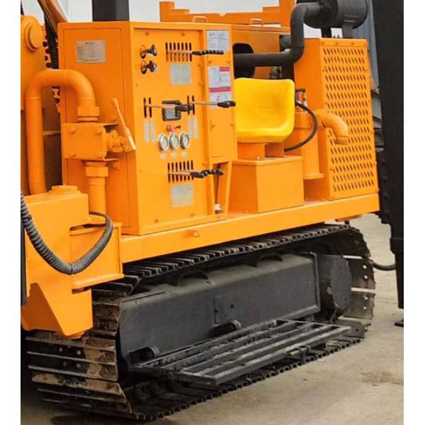 DTH Pneumatic Bore Hole Drilling Rig With Crawler Chassis Multifunctional