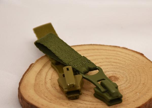 Quality Garment / Packback Different Coloured Metal Zip Sliders With Woven Labels for sale