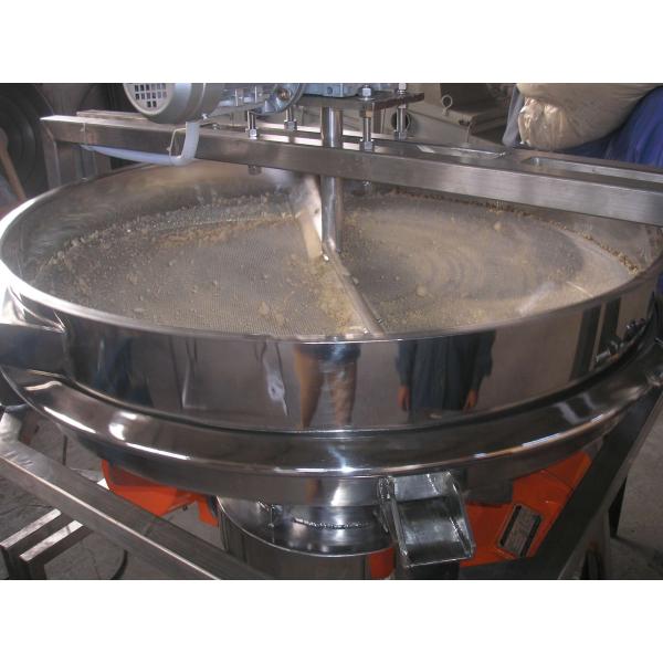 Multi Deck / Single Deck Vibrating Screen Machine With Rotary Brush System