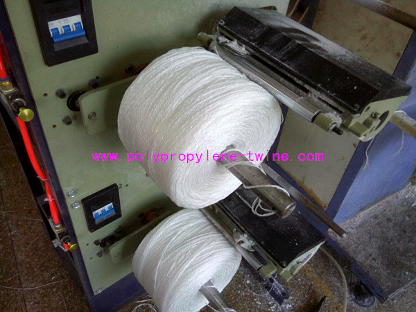 White Cable Filler Yarn , PP Fibrillated Yarn Winding In Paper Tube Packing