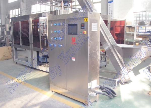 Quality High Efficiency Bottled Carbonated Drinks Filling Machine 3000 Kg Weight for sale
