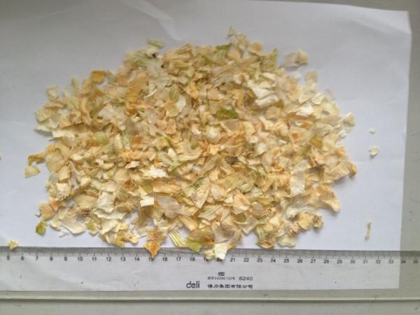 Quality New crops dehydrated onion flakes for sale