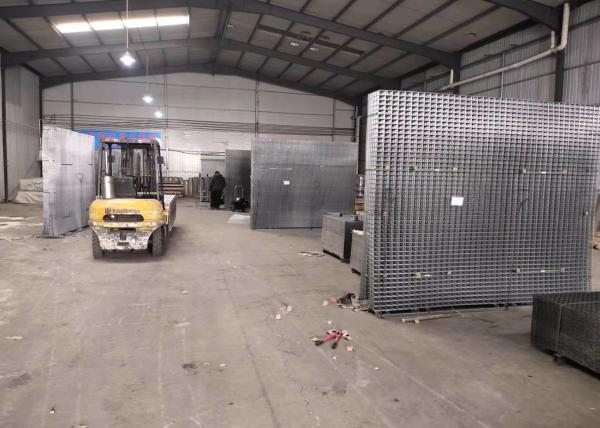 Quality Hot Dipped Galvanized 4mm Welded Wire Mesh Rolls And Panels For Security for sale
