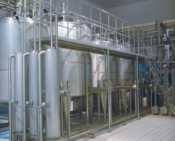 Quality Automatic Separated Structure CIP Systems with Capacity of 3000L/H*3 for Dairy & Juice Line for sale