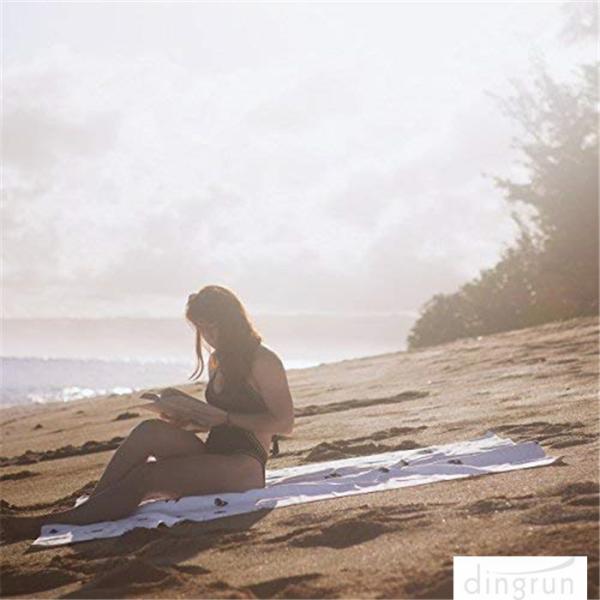 Quick Drying and Super Absorbent Microfiber Beach Towel Large Beach Blanket