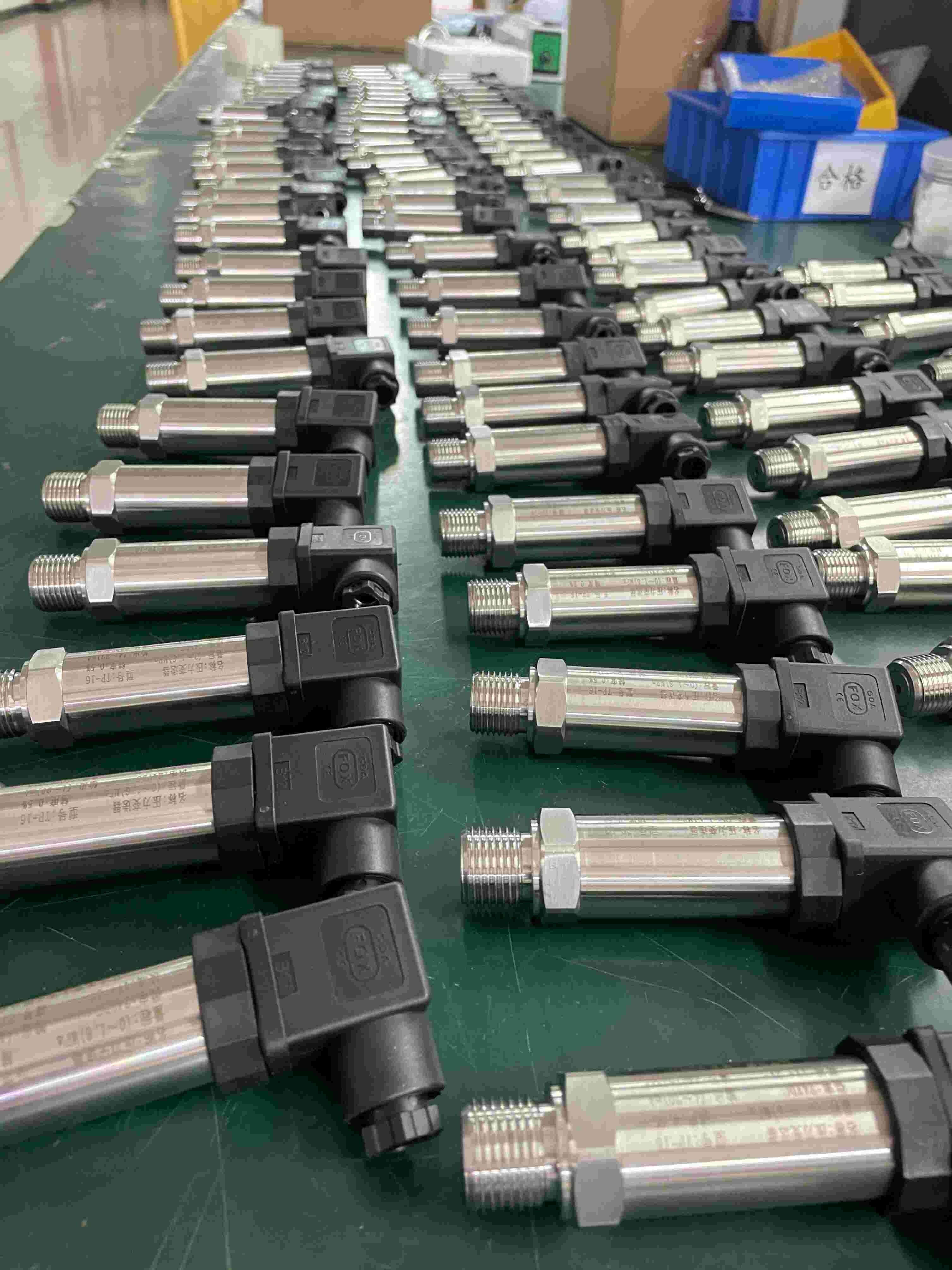 BP93420-I 0-10VDC Diffusion Oil Silicon Pressure Transmitter Sensor For Water And Oil Test