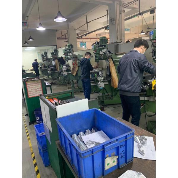 Silver BLE Door Lock Alkaline Battery Unlock Electronic Key Card Door Locks