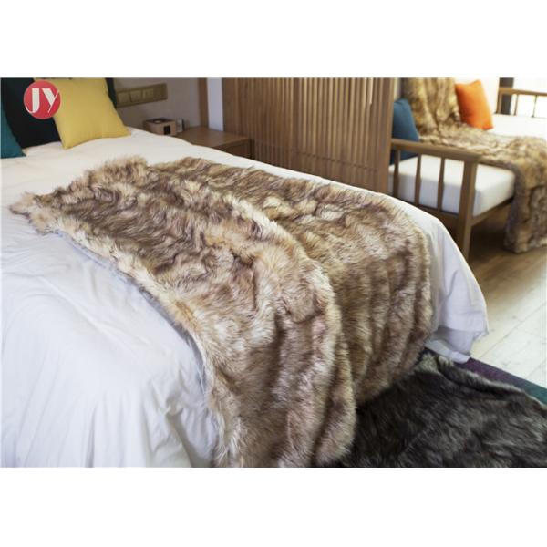Long Kitt Canadian Fox Faux Fur Bed Blanket , Oversized Faux Fur Throw Blanket