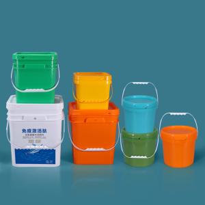 China 20L Capacity Square Shape Plastic Bait Bucket for Fishing Adventures wholesale