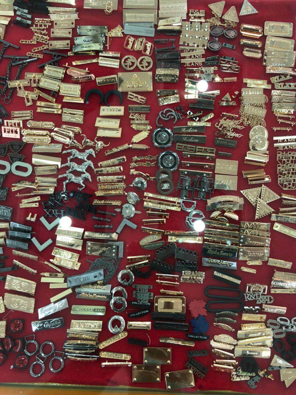 2021 Latest High Quality Zamak Alloy Denim Jeans Button Factory Made Metal Button