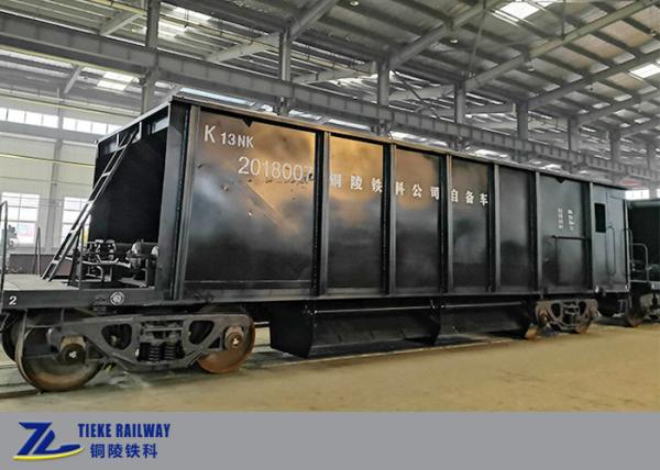Quality Pneumatic Unloading Ore Hopper Wagons 60t Loading Freight Train for sale