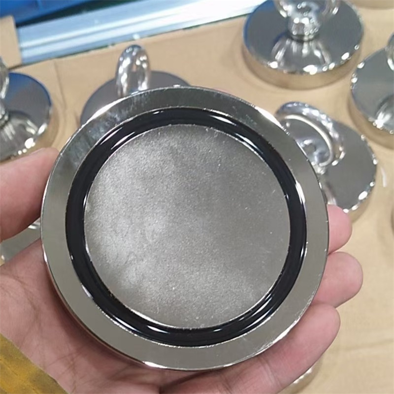 Strong Neodymium Permanent Pot Magnet with Internal Thread ISO9001 2008 Certified