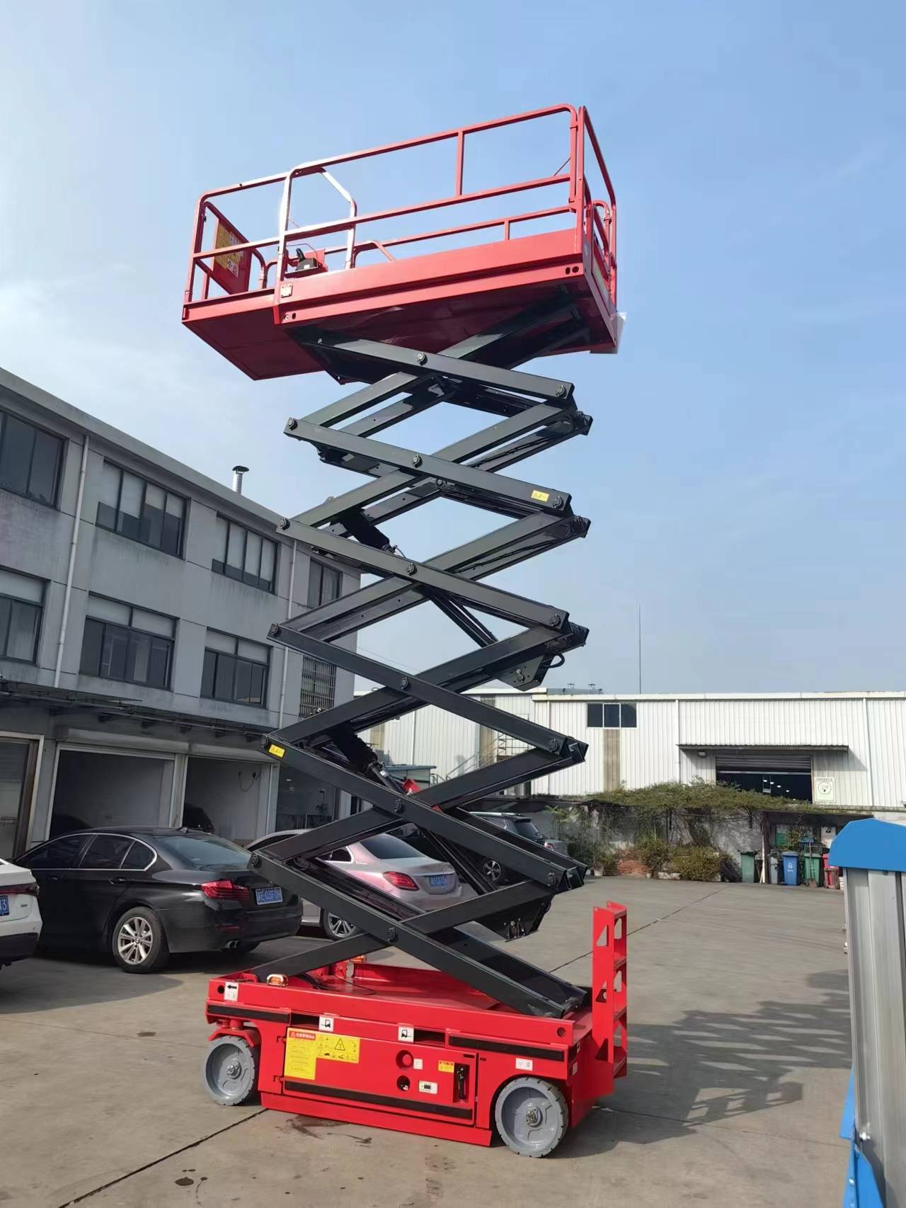 450 kg capacity 8 m 10 m self-propelled double scissor aerial work electric hydraulic platform lift
