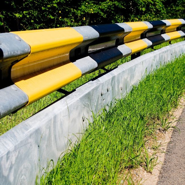 PLC Control Hydraulic Highway Guardrail Roll Forming Machine With GCr15 Steel Rollers