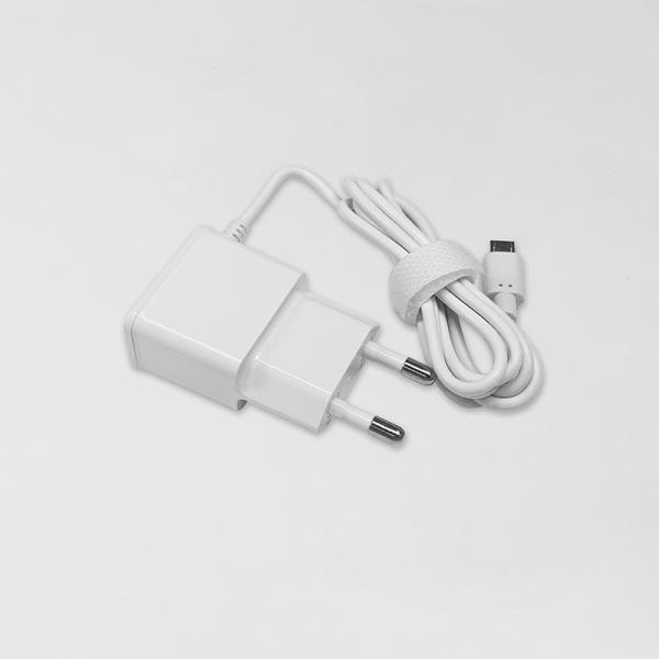 5V 1A Wall Mount Power Adapters With -20℃-85℃ Storage Temperature