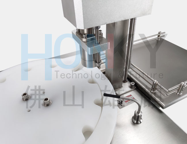 Automatic Desktop 15ml Vial Filling Capping Machine With Ceramic Pump