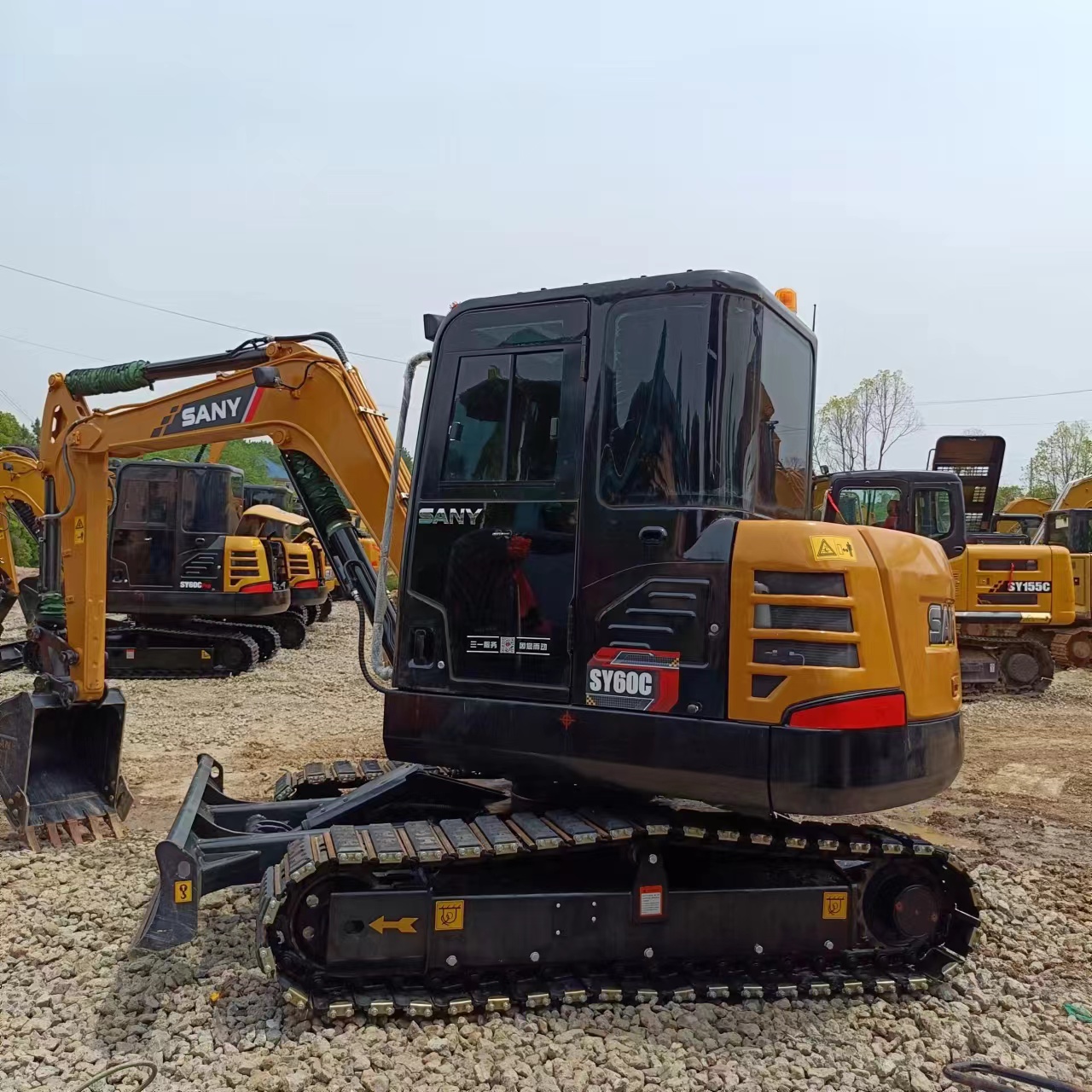 Diesel Engine Powered Heli H2000 Forklift and Great Efficiency with 1000MM Fork Length