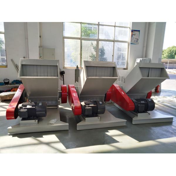 Automatic Recycling Plastic Auxiliary Machine PET Bottle Crusher Grind
