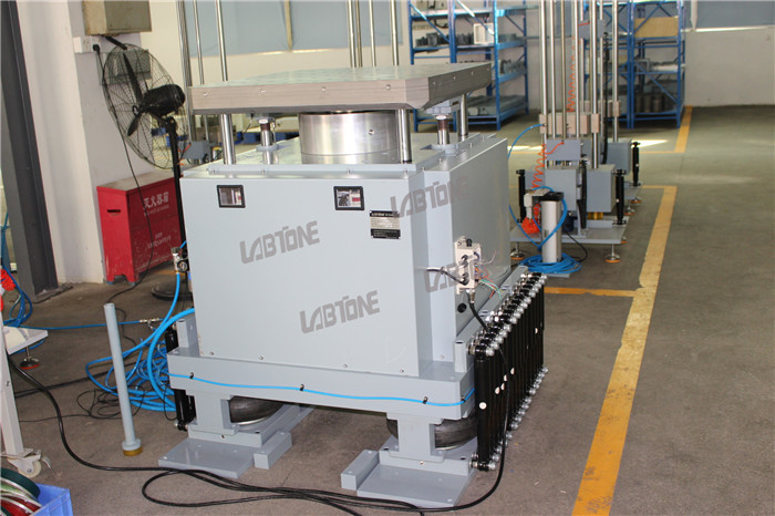 100kg Payload Bump Test Machine With Table 70 x 80 cm Meets IEC 60068-2-27-2008