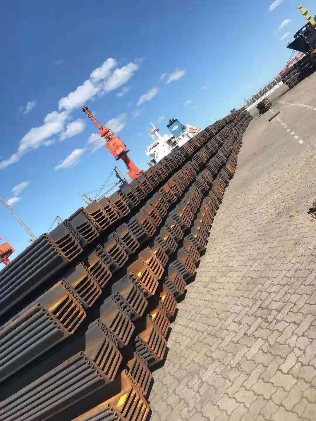 15.5mm Thickness Steel Sheet Pile Heavy Rail Type