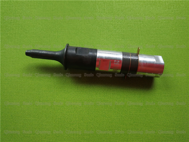 60 Khz High Frequency Ultrasonic Vibration Transducer With Steel Welding Horn