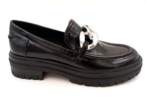 China Customized Womens Round Toe Loafers Flat Heel Type With Leather Upper wholesale