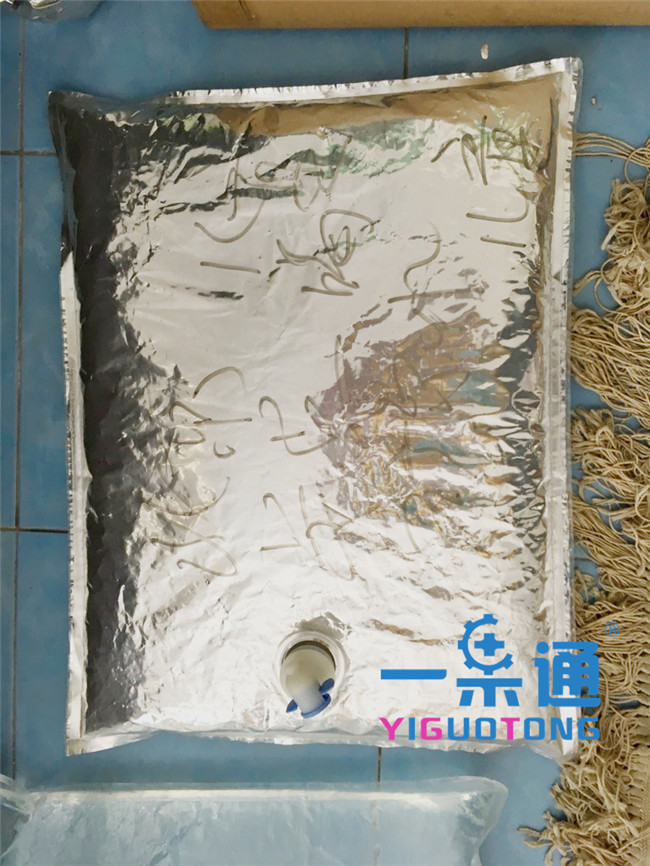 Multilayer Flexible Aseptic Bag In Box Custom Size For Fruit Liquid 10 -25L