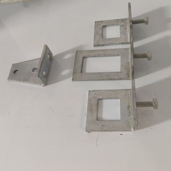 Anti-Slip Reinforced Window Installation Bracket Clamp for Construction