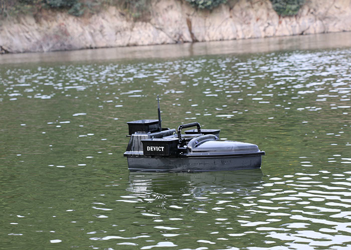 Black Shuttle bait boat / DEVICT fishing robot DEVC-200 200-350M Remote Range