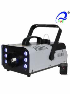 China Indoor Portable 950W Stage Fog Machine With 6 * 3w LED RGB 3 in 1 Light Source wholesale