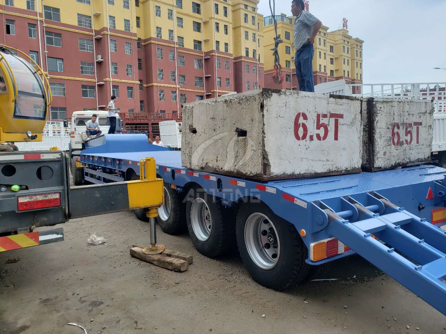 NDRC Announced Enterprise low bed semi trailer with gooseneck and 2 axles in Nigeria