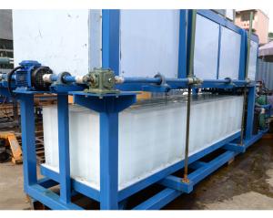 China 1 Ton 1000kg Big Cube Commercial Industrial Ice Making Machine for Business Food Shop wholesale