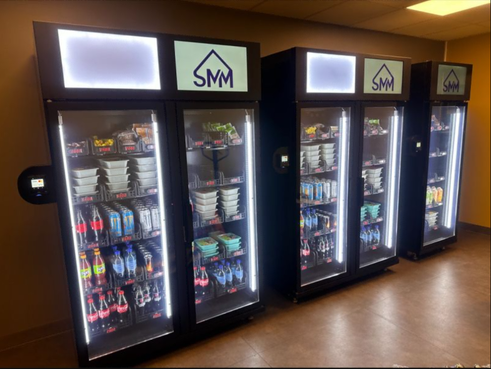 For European market smart fridge vending machine to sell snack drink with card reader