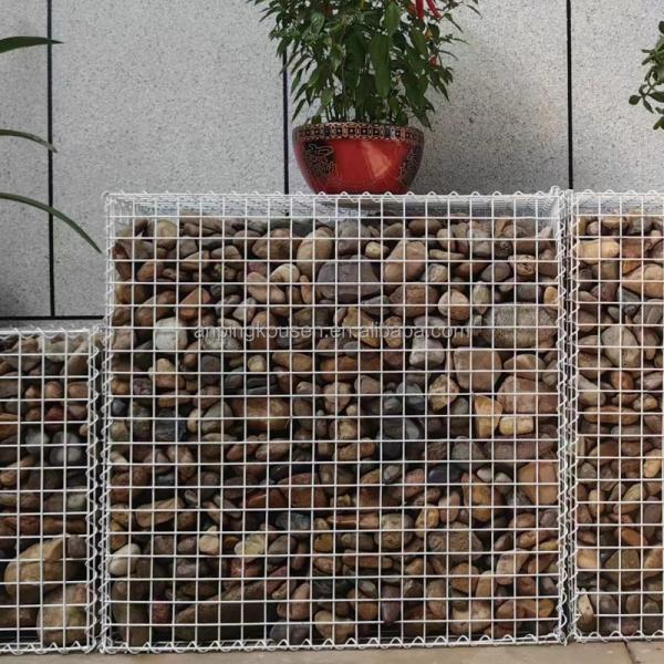 Welded Gabion Wire Mesh Stone Cage Retaining Wall with Customizable Welding Pattern