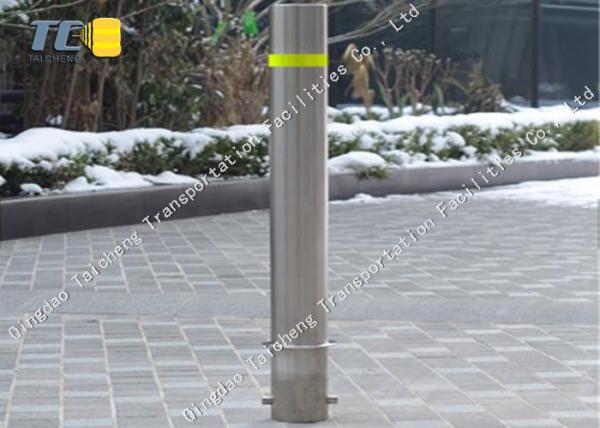 Quality Outdoor Removable Security Bollard Fold Down Parking Bollards Eco Friendly for sale