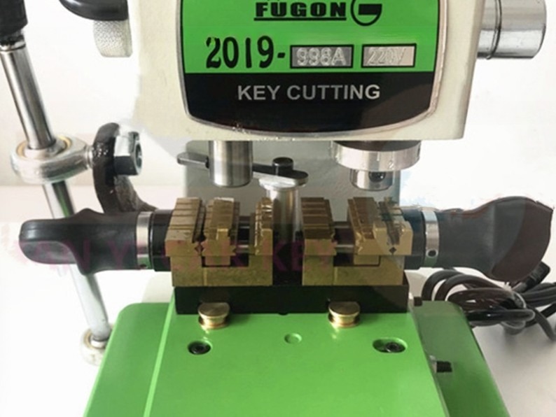 Vertical and Horizontal 2 in 1 Fugong-998A Key Cutting Machine Duplicating 48*35*40cm