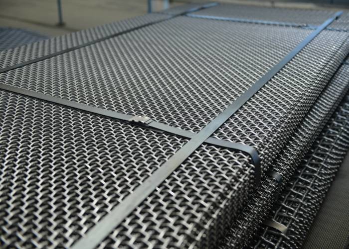 Highly Durable Crimped Square Mesh For Vibrating Screens Mainly Made Of High Carbon Steel Wire