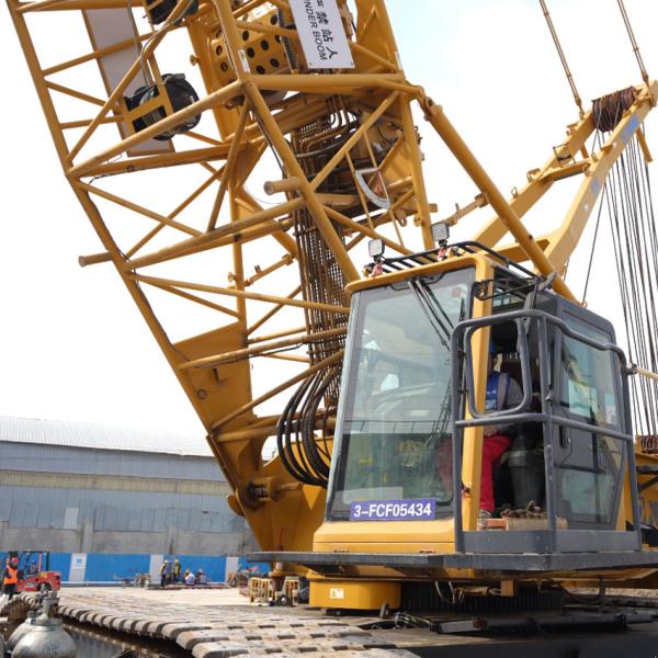 Quality 260tons Second Hand Crawler Cranes Used In Bridge Construction To Ensure The Progress Of Construction for sale